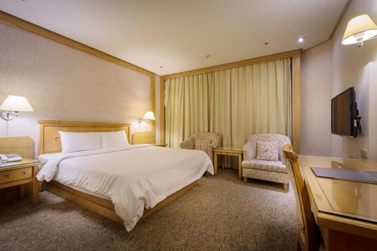 Guide Hotel Zhongli Zhongzheng Таоюань Экстерьер фото